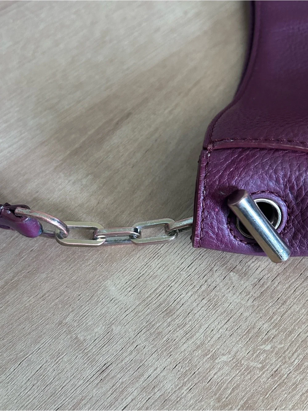 Tory Burch Hobo Shoulder Handbag Gold Detail burgundy